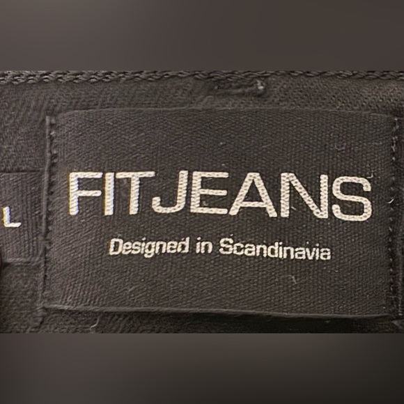 FitJeans Women’s Flared Fit Jeans | Black | Size L - Picture 6 of 8